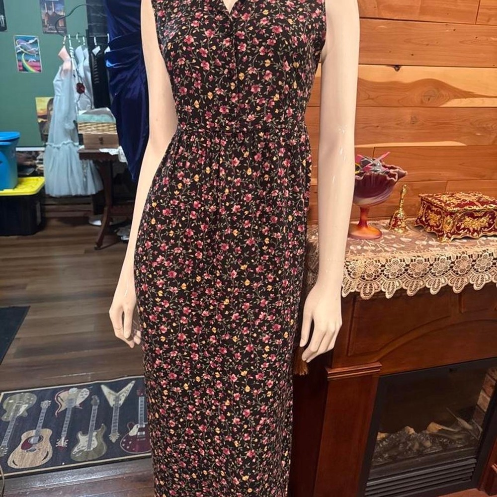 Vintage Erika 1990s sleeveless floral midi/maxi dress